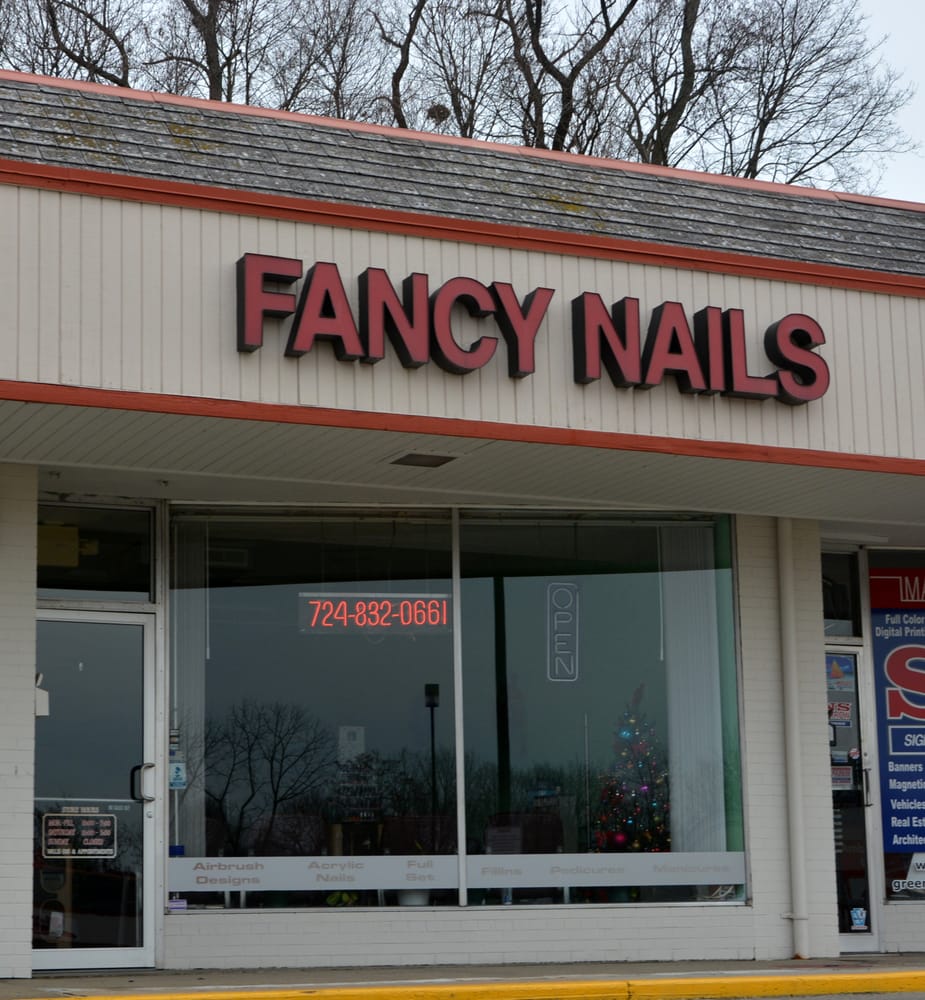 Bán Tiệm Nails Good Location, Khu Mỹ Trắng In Pennsylvania