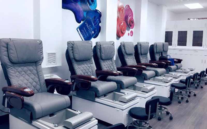 Cần Thợ Nails Bao Lương $1000/6 Ngày In Fort Myers Beach FL