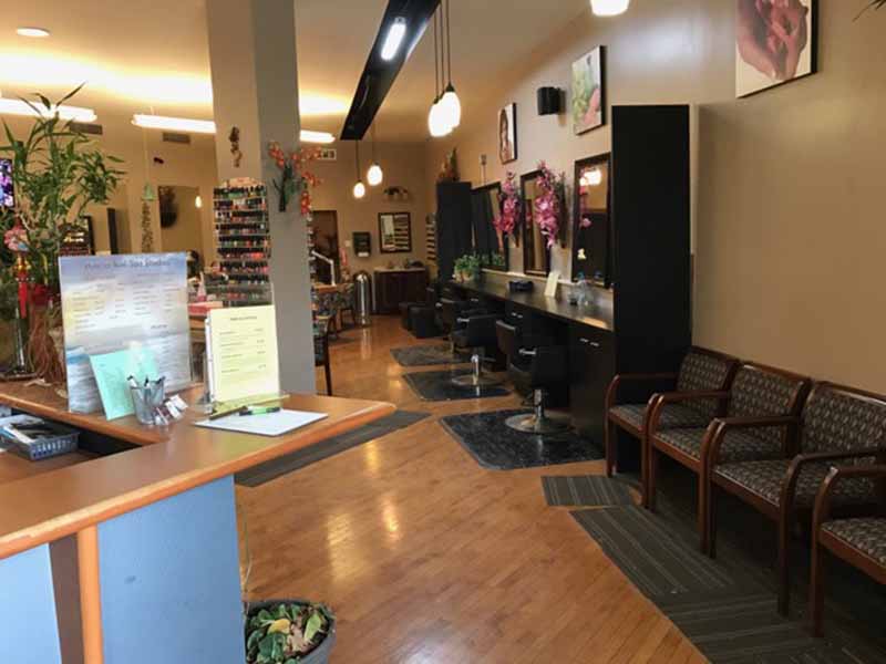 Cần Sang Tiệm Hair & Nails Gấp Income Cao In Cleveland OH