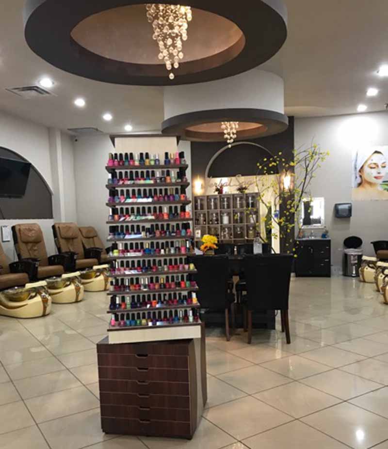 Cần Thợ Nails Gấp Bao Lương $ 900 -$ 1000/ 6 Ngày In Marshall Texas