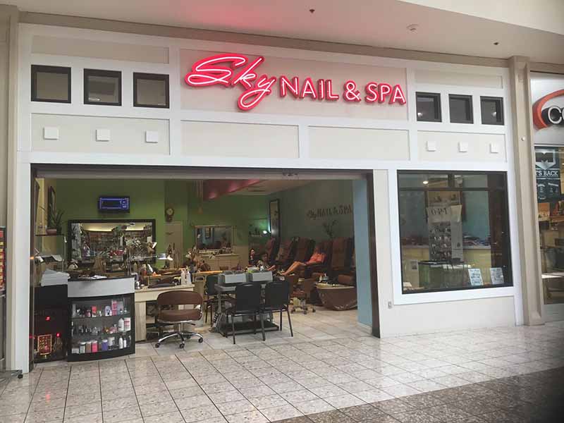 Cần Sang Tiệm Nails Nằm Trong Mall Vùng Columbia MO