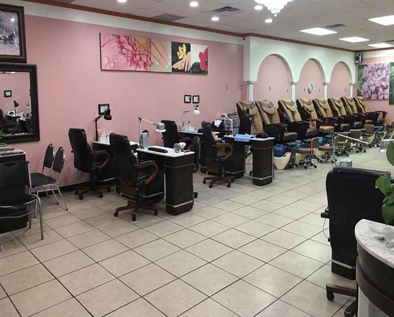 Cần Thợ Nails Gấp Lương Cao South Austin In Texas