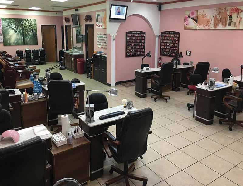 Cần Thợ Nails Gấp Lương Cao South Austin In Texas