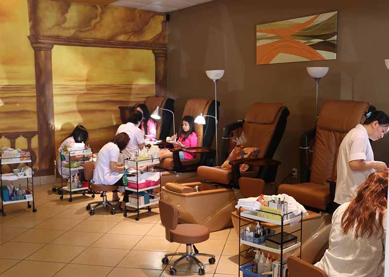 Cần Sang Gấp Tiệm Nails Sang Trọng In  Cypress Texas