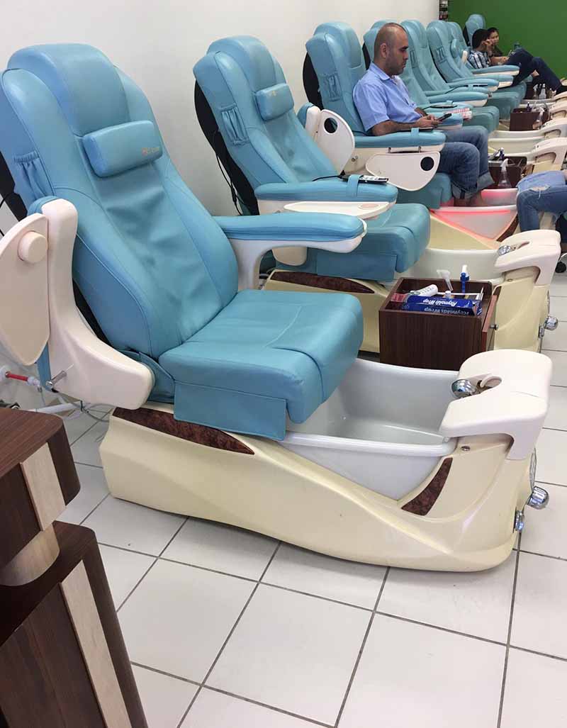 Cần Thợ Làm Chân Tay Nước Và Thợ Bột Làm Vùng Brownsville TX