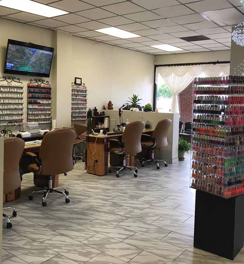 Cần Thợ Nails  Làm Chân Tay Nước Gấp In Waco Texas