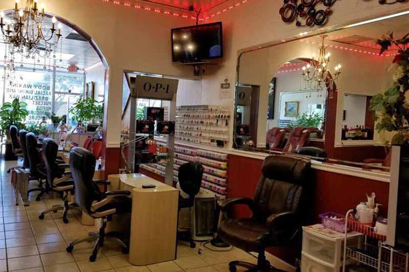 Cần Bán Tiệm Nail Mới Remodel Rent Rẻ Giá Bán $56K In Pasadena Texas