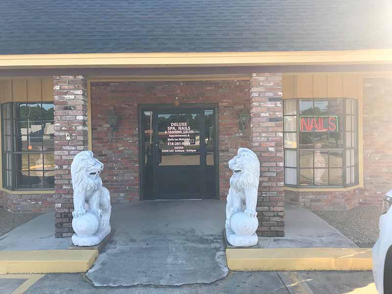 Cần Sang Gấp Tiệm Nail Rộng Incone Ổn Định Khu Đông Khách Giá Cao Không Cạnh Tranh In Bastrop LA