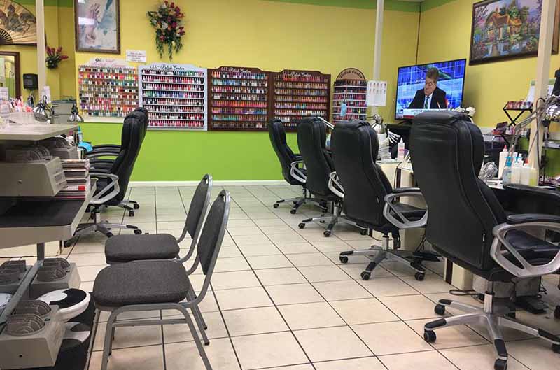 Cần Thợ Nails Chân Tay Nước Và Thợ Everything Lương Cao In Kentucky