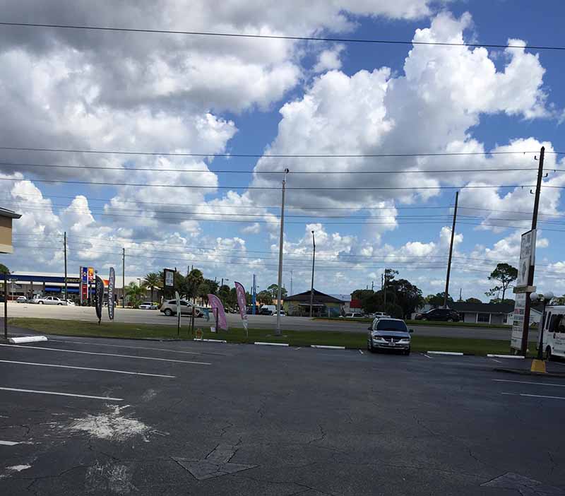 Cần Sang Gấp Tiệm Nails Good Location Khu Đông Đúc Gần Chợ Nhanh Lấy Lại Vốn In Sebring FL