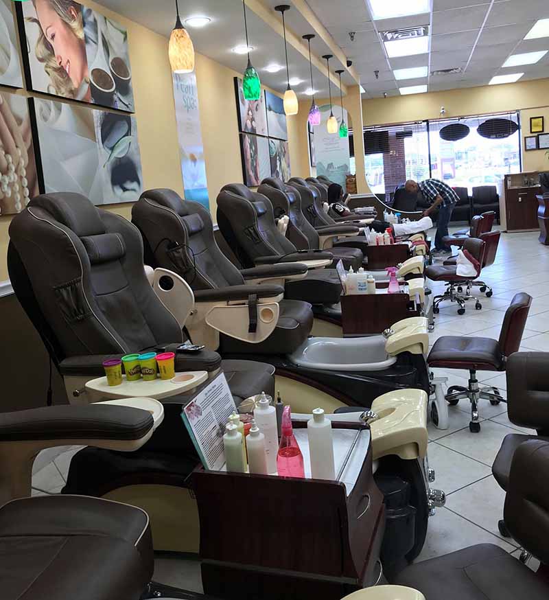 Cần Bán Tiệm Nail Good Income Good Location In Montgomery Alabama