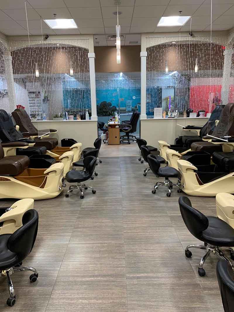 Cần Bán Tiệm Nail Income Ổn Đinh Nhanh Lấy Lại vốn In Virginia Beach Virginia