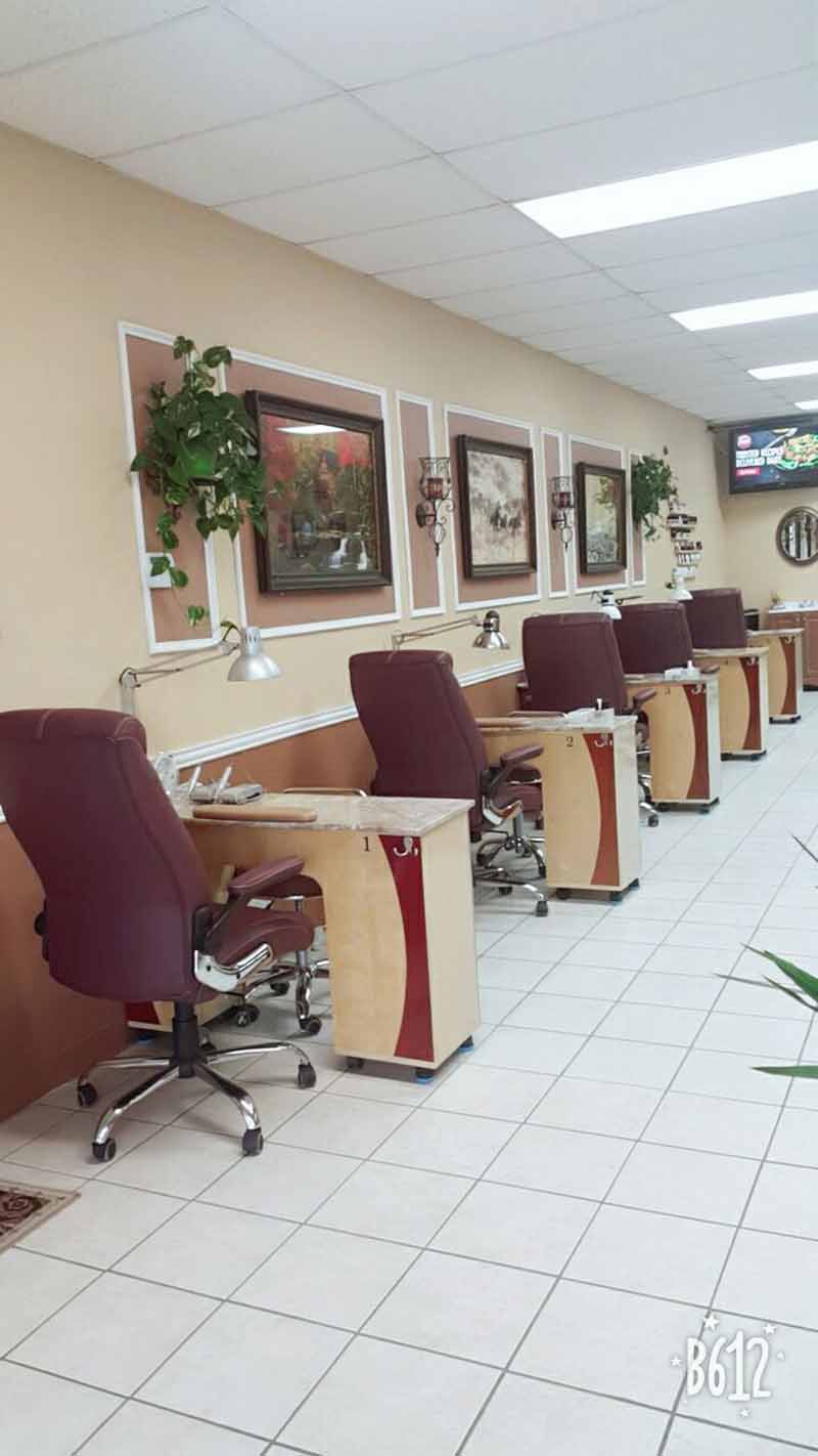Cần Sang Tiệm Nails Good Location Giá 23k In Burleson TX