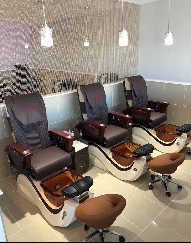 Cần Sang Tiệm Nails Mới Sang Trọng Khu Đông Đúc Ngay Shopping Center In Katy TX