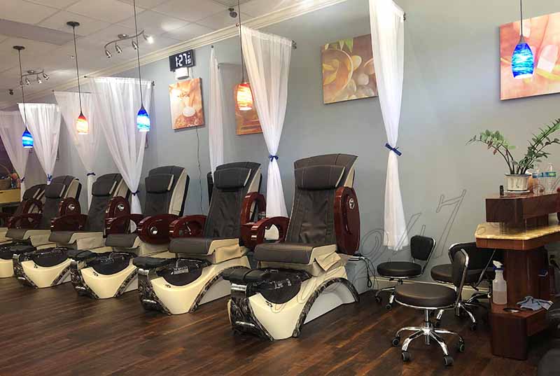 Cần Sang Tiệm Nail In Oviedo FL