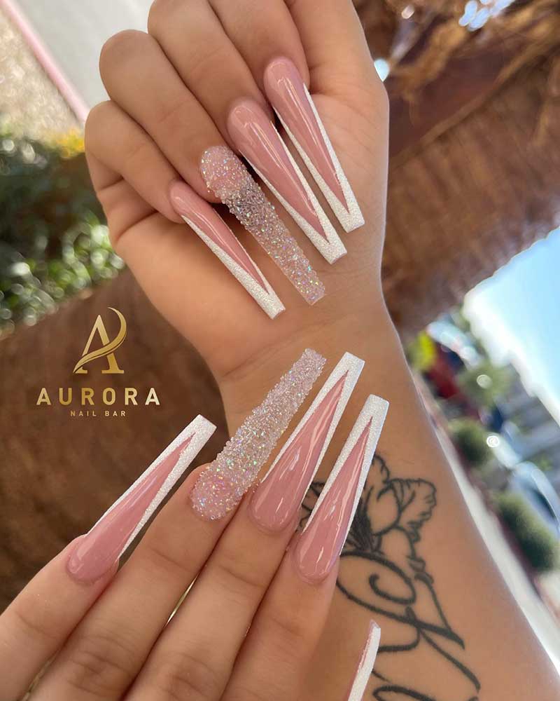 Cần Gấp Thợ Nail Cho Tiệm Đông Khách Trong Khu Supermarket In Gilbert AZ