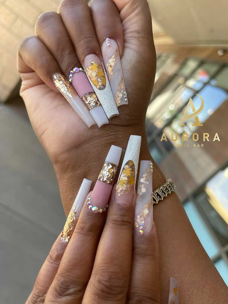 Cần Gấp Thợ Nail Cho Tiệm Đông Khách Trong Khu Supermarket In Gilbert AZ
