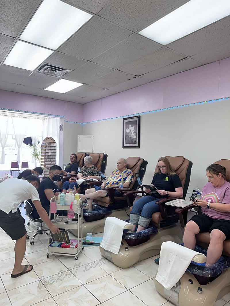Cần Thợ Cho 2 Tiệm Nail In Texas