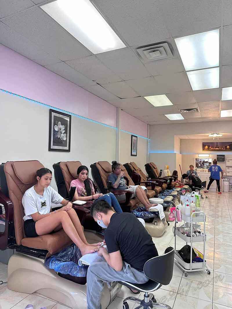 Cần Thợ Cho 2 Tiệm Nail In Texas