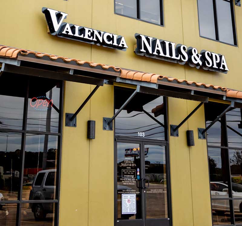 Cần Thợ Nail In San Antonio Texas