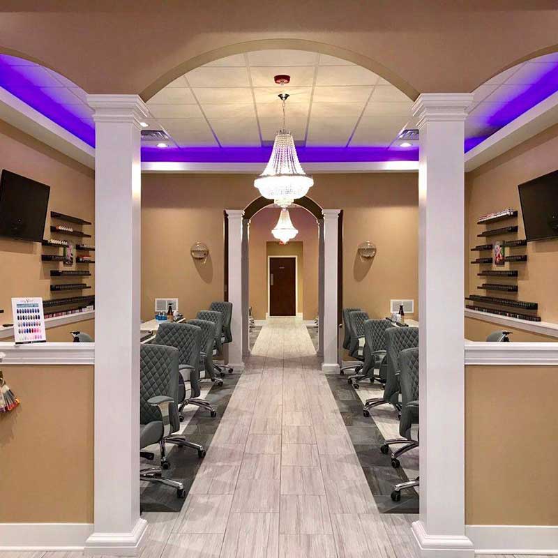 Cần gấp thợ nails In Elburn IL