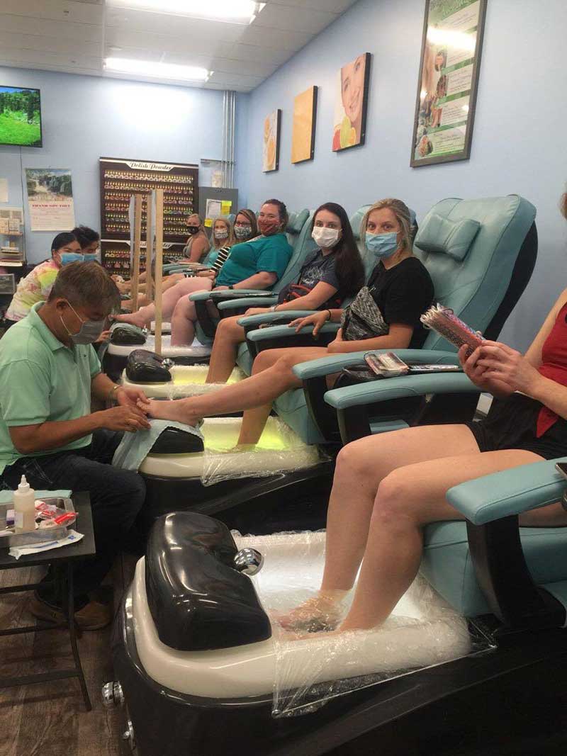 Cần Thợ Nail In Escanaba MI