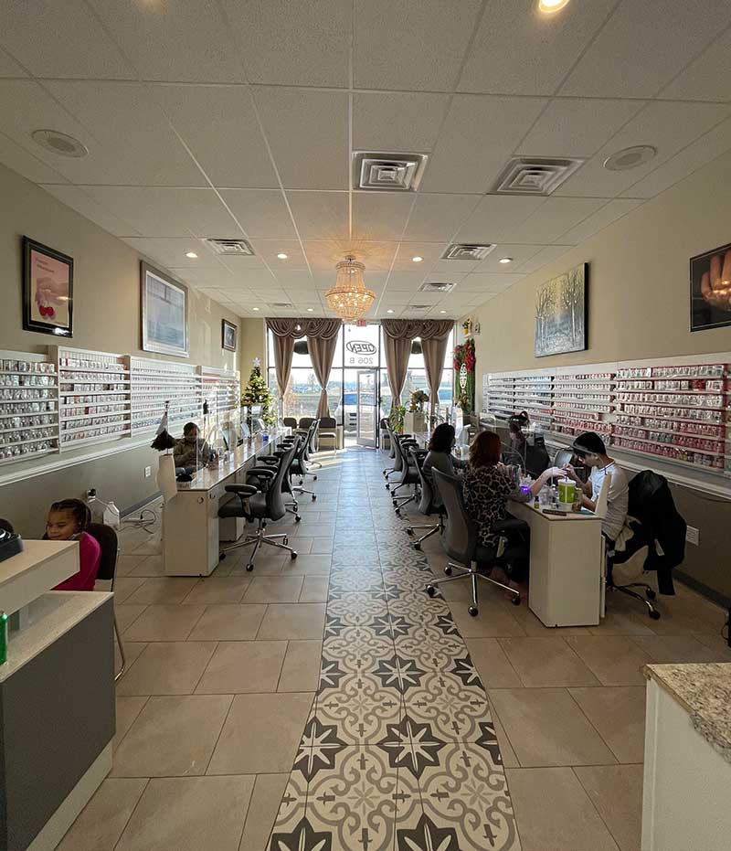 Cần Thợ Nails Bán Tiệm Nails In Oak Grove KY