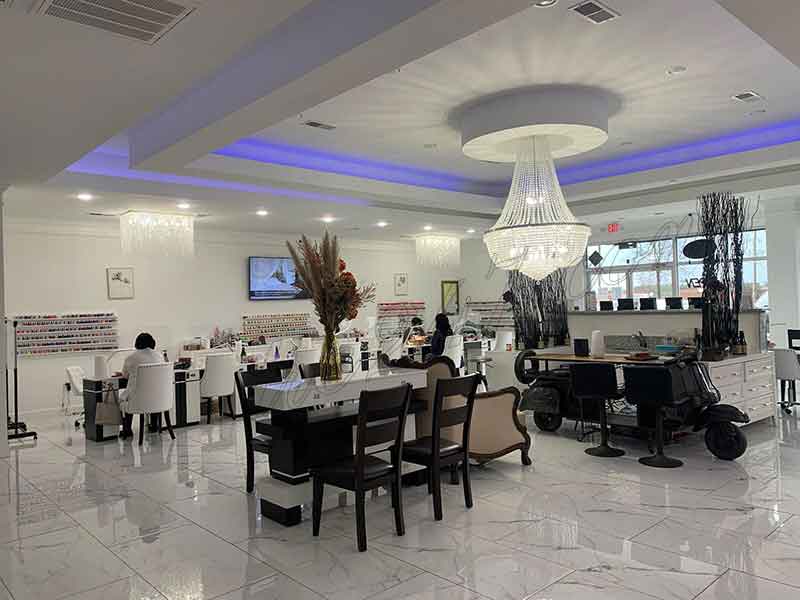 Cần Thợ Nail Ở Columbia South Carolina