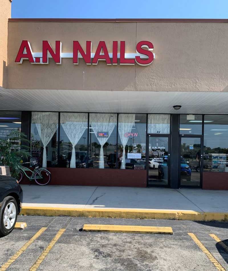 Cần Thợ Nail And Bán Tiệm Nail In FL