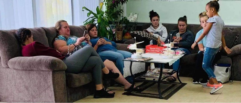 Cần Thợ Nail In Lynchburg VA