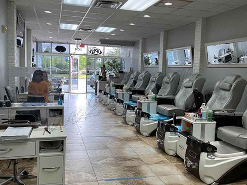 Cần Bán Gấp Tiệm Nail In Wesley Chapel FL Vì Cần Move Sang Bang Khác