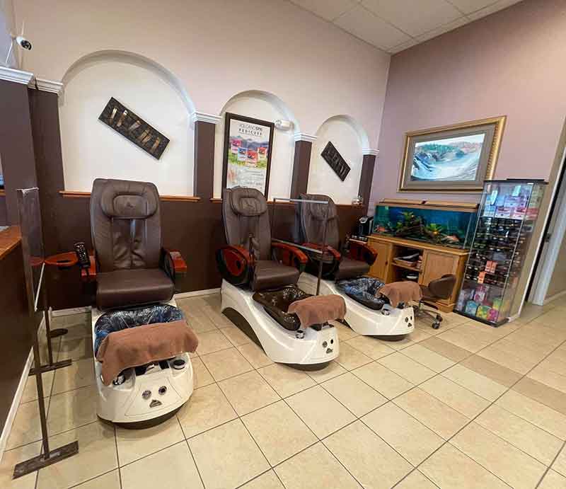 Cần Bán Tiệm Nail In Carpentersville IL