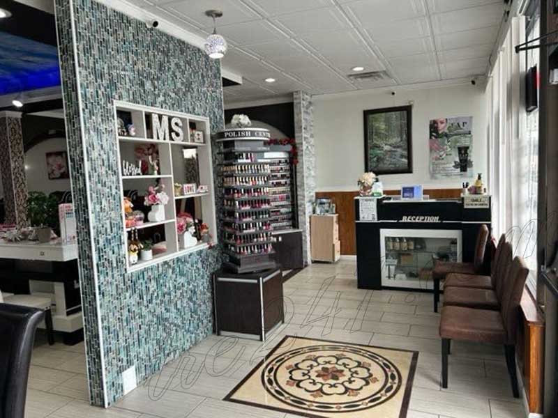 Cần Bán Tiệm Nails Khu Đông Đúc Ở TP CORNELIA GA.