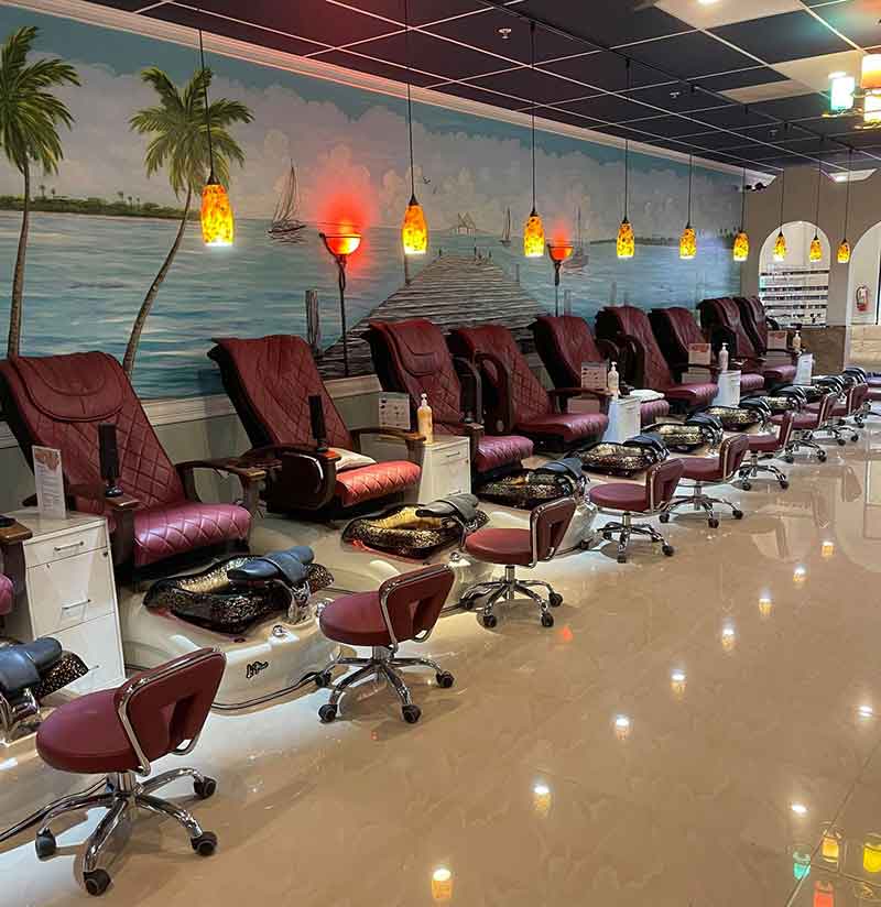 Cần Sang Gấp Tiệm Nail In Naples FL