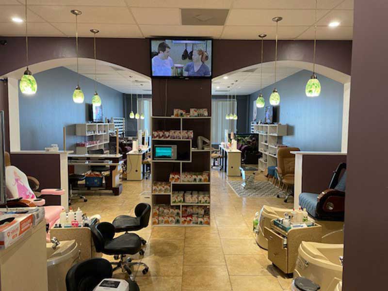 Sang Gấp Tiệm Nail Gía Rẻ In Sparta Illinois