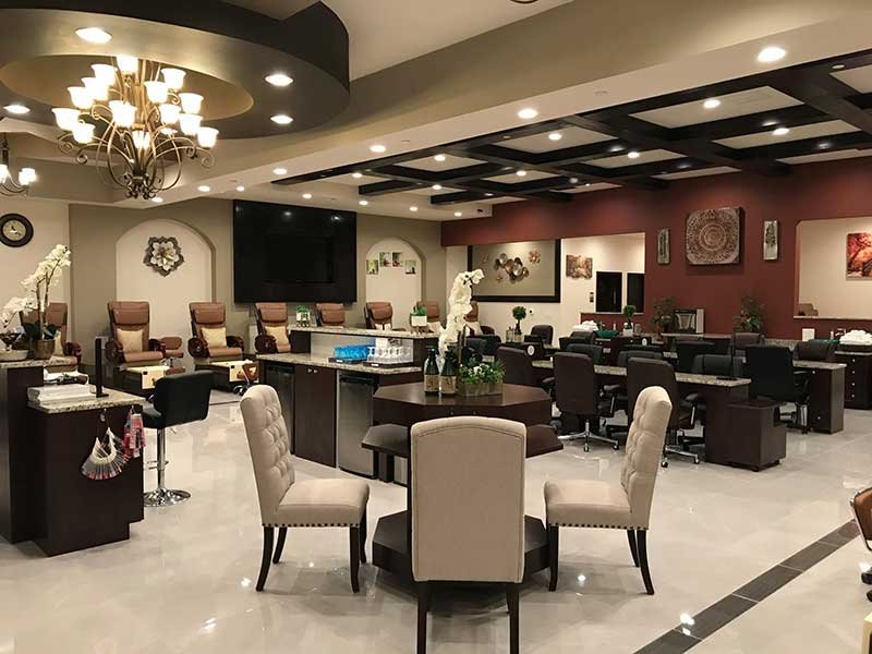 Cần Sang Tiệm Nail Good Location In Charlotte NC