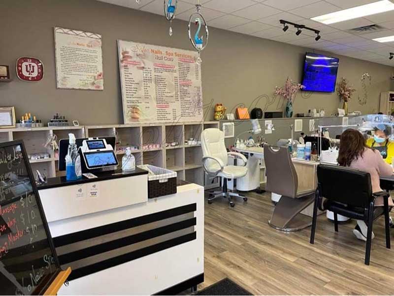Cần Gấp Thợ Nail Cho Tiệm Đông Khách In Bloomington IN