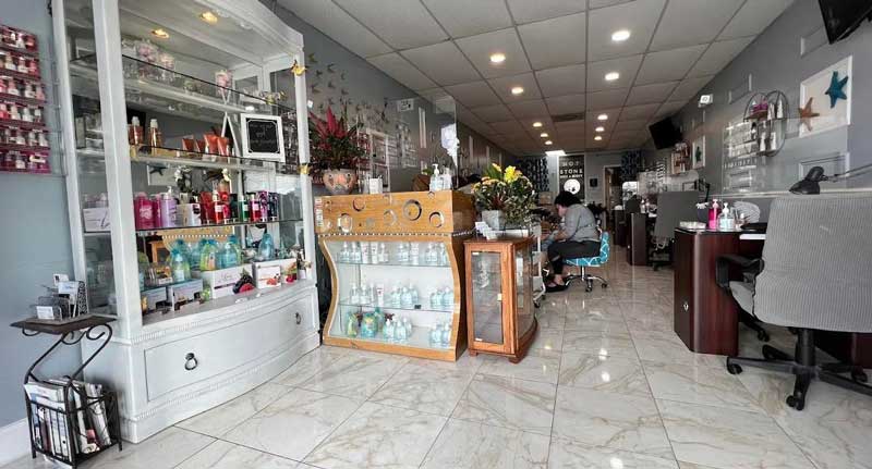 Cần Sang Gấp Tiệm Nail In Indian Harbour Beach FL