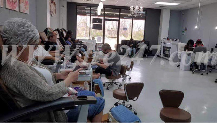 Cần Bán Gấp Tiệm Nail Trong Downtown Moundville Alabama