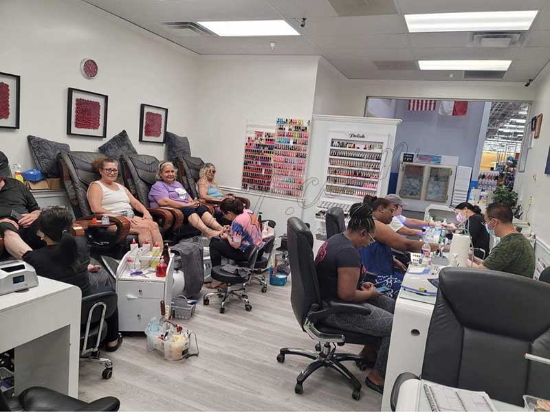 Sang Gấp Tiệm Nail Đông Khách In Bay City TX