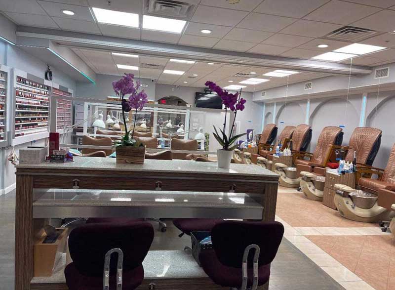 Cần Sang Gấp Tiệm Nails In Franklin MA