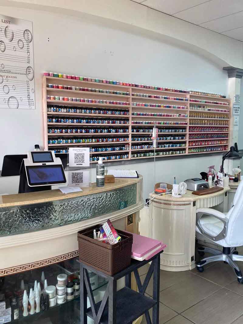 Cần Sang Gấp Tiệm Nail Đã Có Lượng Khách Ổn Định In Lahaina Hawaii