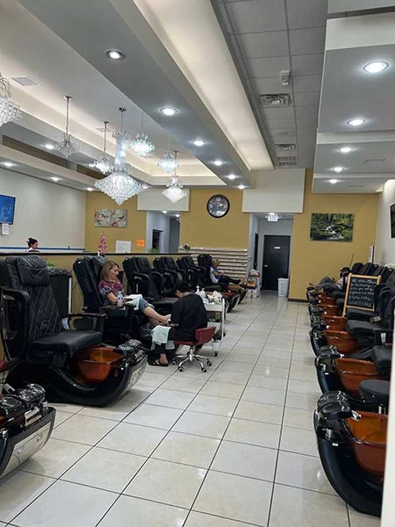 Cần Gấp Nhiều Thợ Nails Ở Houston TX.