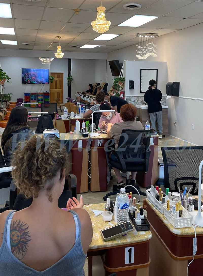 Cần Sang Gấp Tiệm Nail In Loveland OH