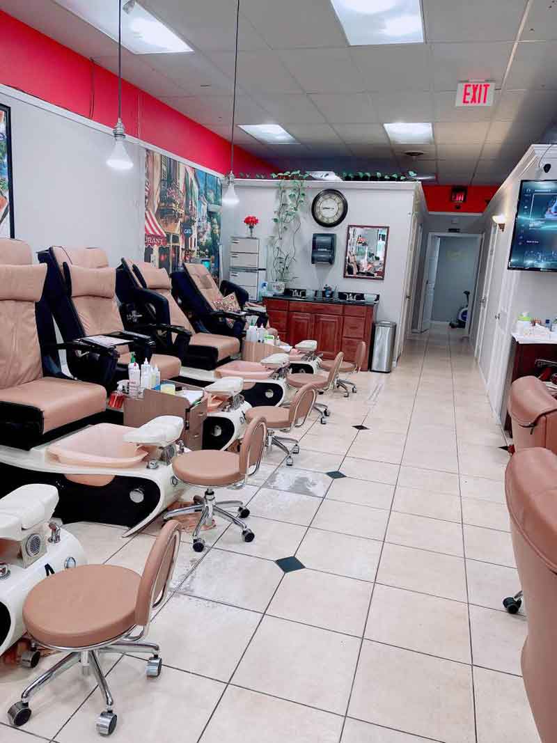 Cần Sang Gấp Tiệm Nail Đã Có Lượng Khách Ổn Định In King George Virginia 