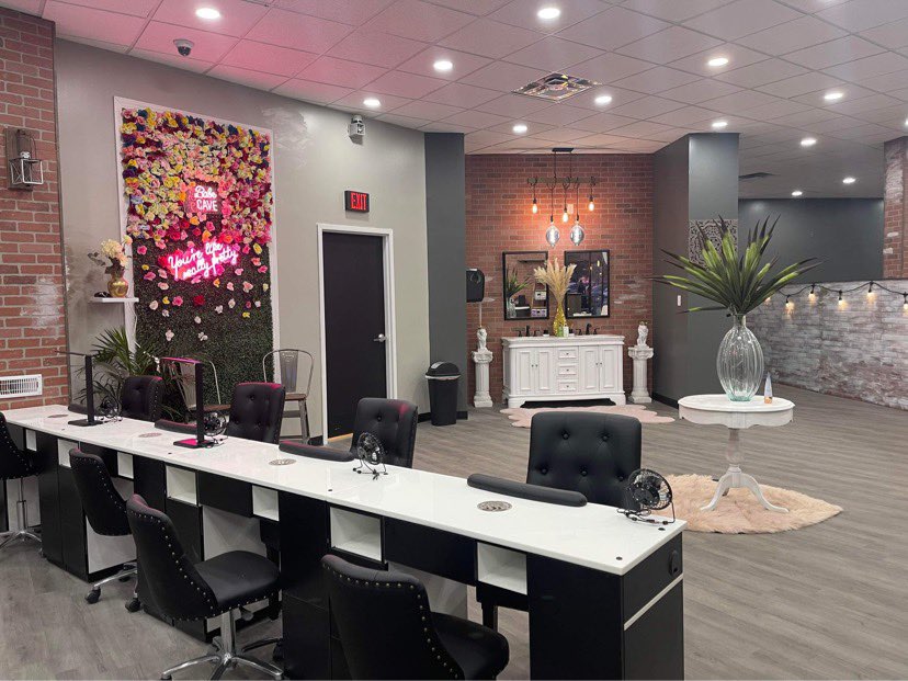 Cần Sang Gấp Tiệm Nail Đã Có Lượng Khách Ổn Định In North Charleston SC