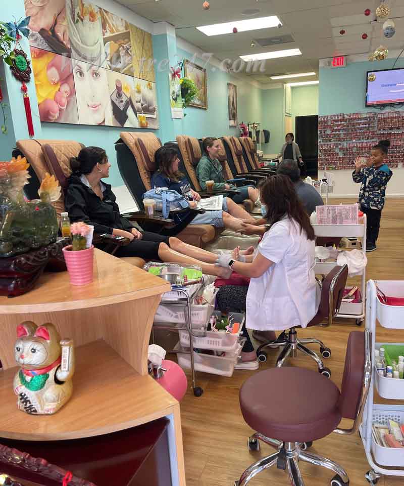 Cần Sang Gấp Tiệm Nail Đã Có Lượng Khách Ổn Định In Yorktown Virginia