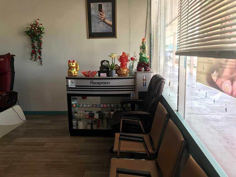 Cần Sang Gấp Tiệm Nail Đã Có Lượng Khách Ổn Định In Tampa FL