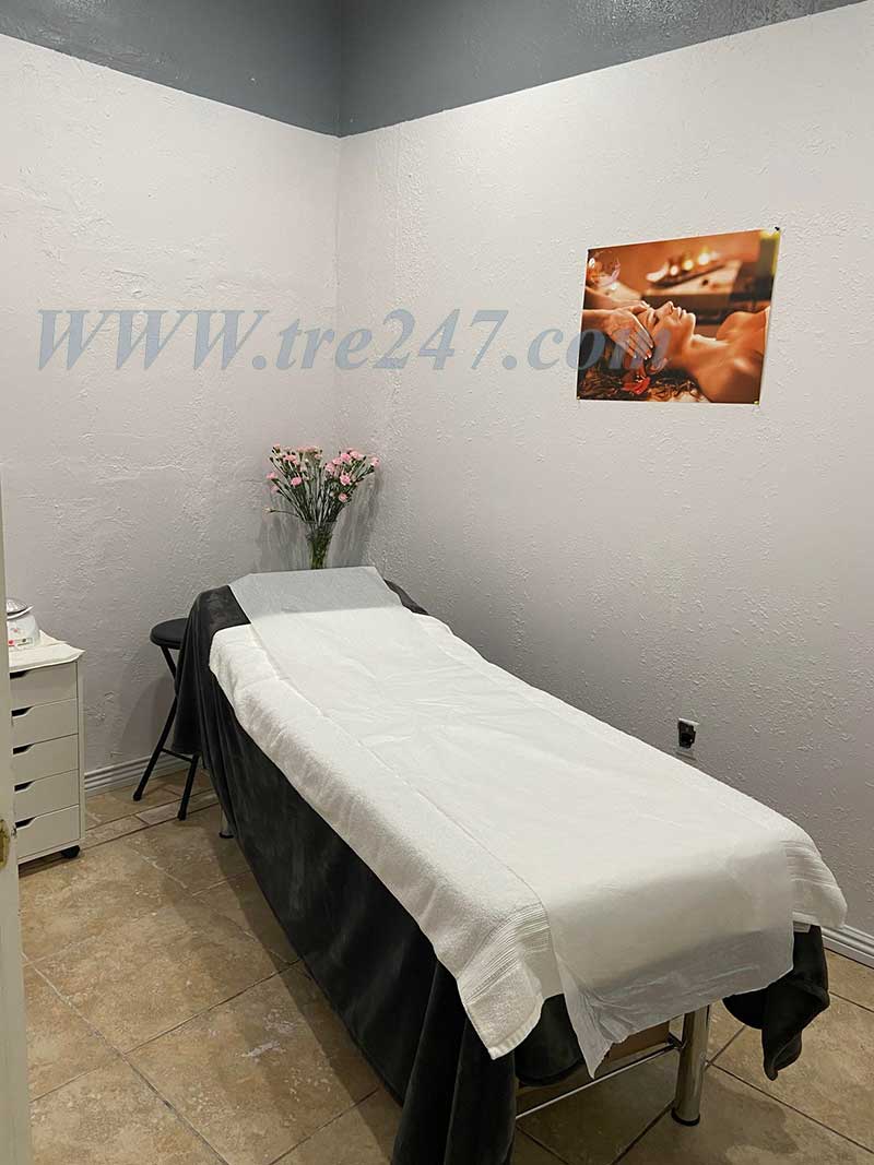 Cần Sang Tiệm Nail In North Phoenix, Arizona