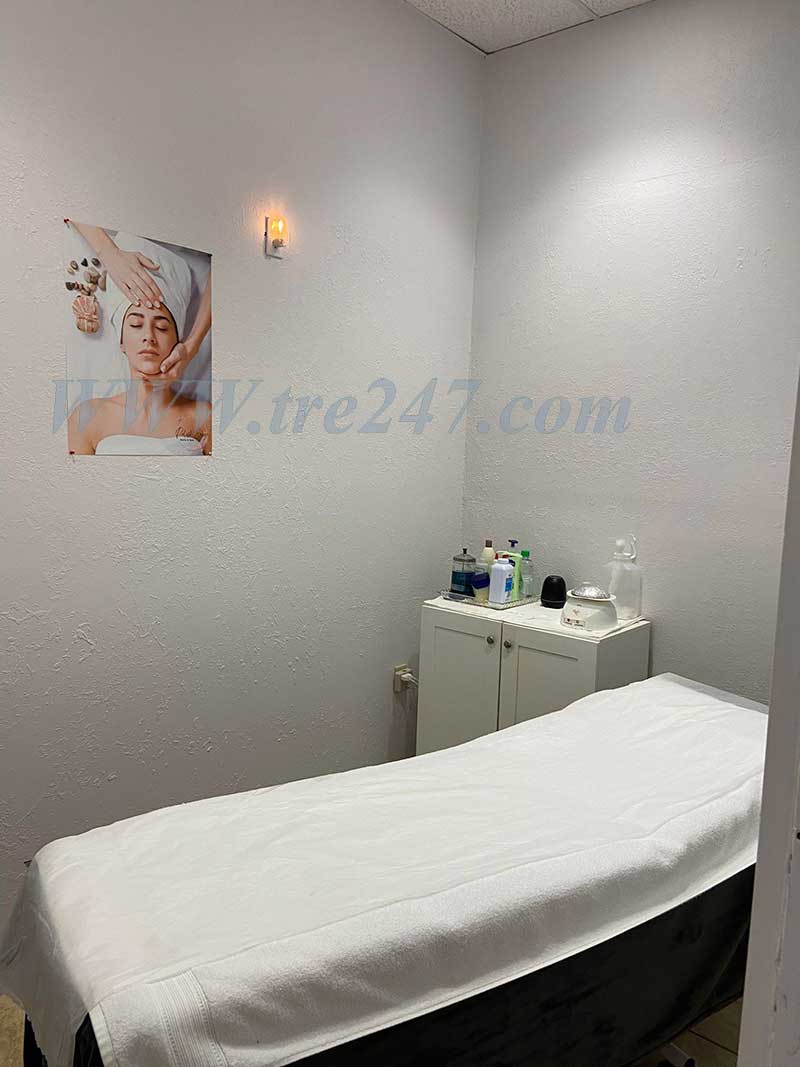 Cần Sang Tiệm Nail In North Phoenix, Arizona